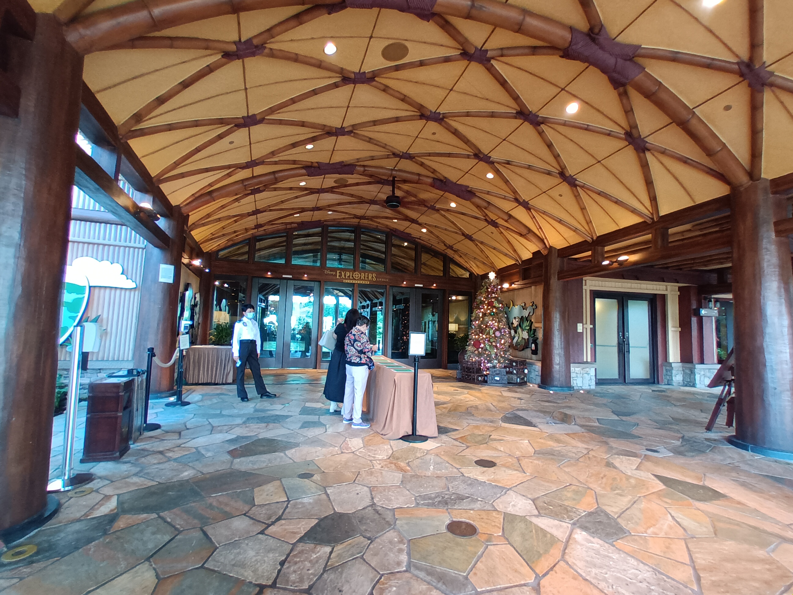 Disney Explorers Lodge Hong Kong Disneyland