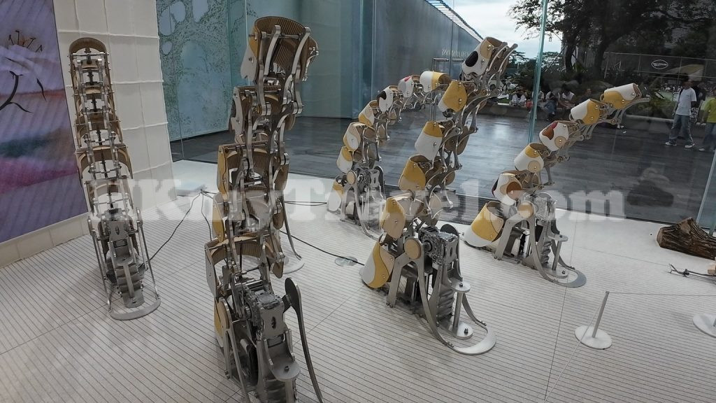 Giants and Robots Exhibition in the MixC (MixC World) Shenzhen China