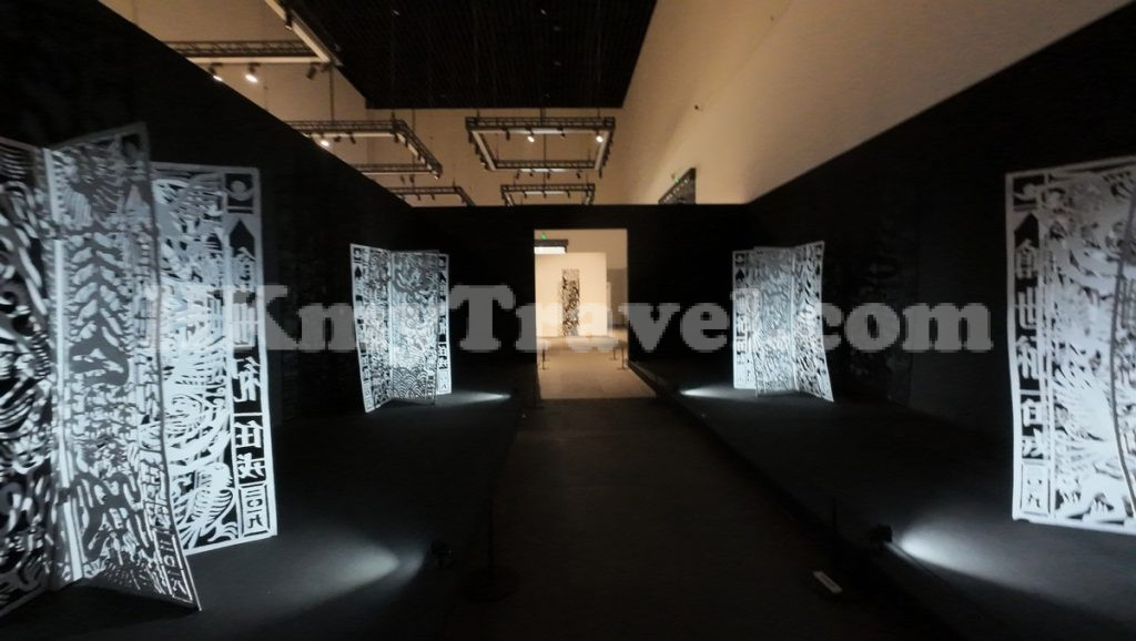 A very interesting art exhibition showcases contemporary arts formed by Chinese Characters @ Shenzhen Art Museum (New Venue)