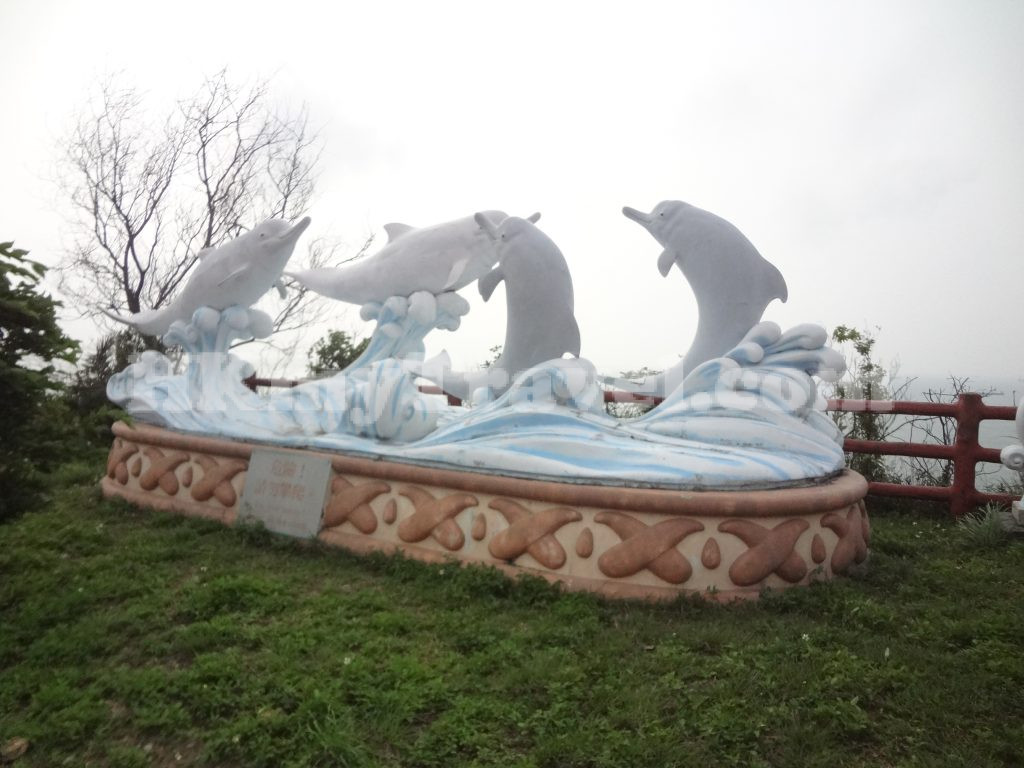 中華白海豚雕像