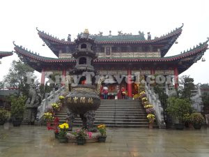 雲泉仙館
